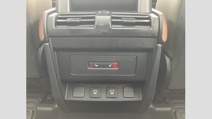 Defender 110 16