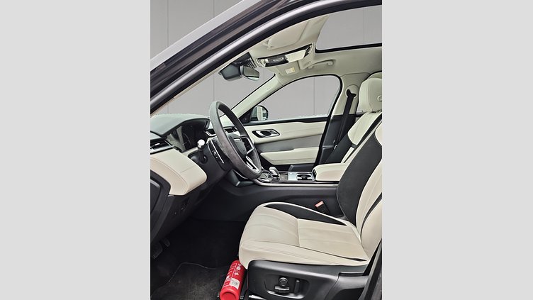 2022 Approved Land Rover Range Rover Velar Santorini Black 3.0 litre i6D​ 3.0D I6 300 PS AWD Auto SE