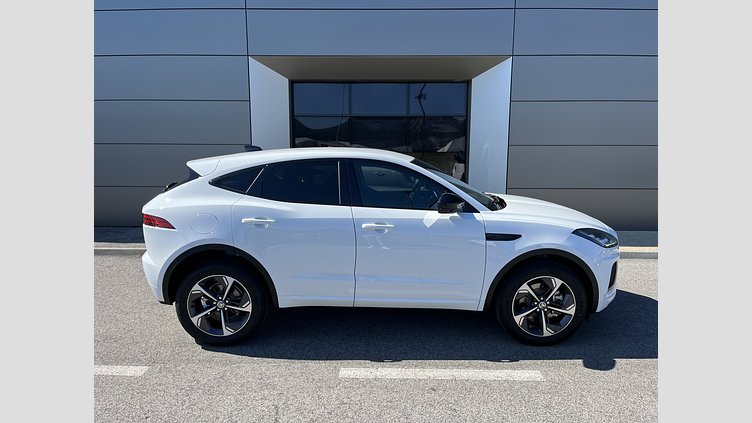 2024 SKLADOVÉ VOZIDLÁ Jaguar E-Pace Fuji White D165 MHEV AWD R-Dynamic S