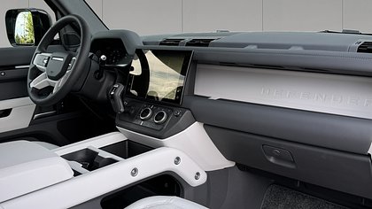Defender 90 5