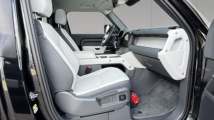 Defender 90 9