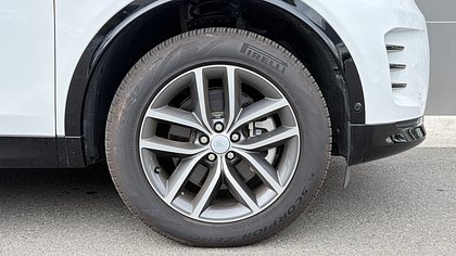 Discovery Sport 8