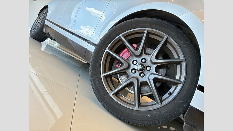 2023 認定中古車 Land Rover Range Rover Velar ハクバシルバー P250ガソリン Standard Wheelbase Dynamic SE