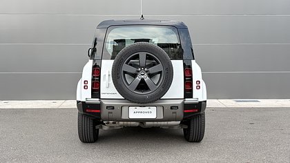 Defender 90 6