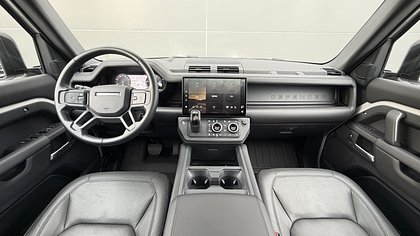 Defender 110 3