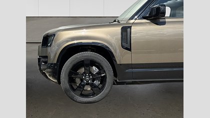 Defender 110 4