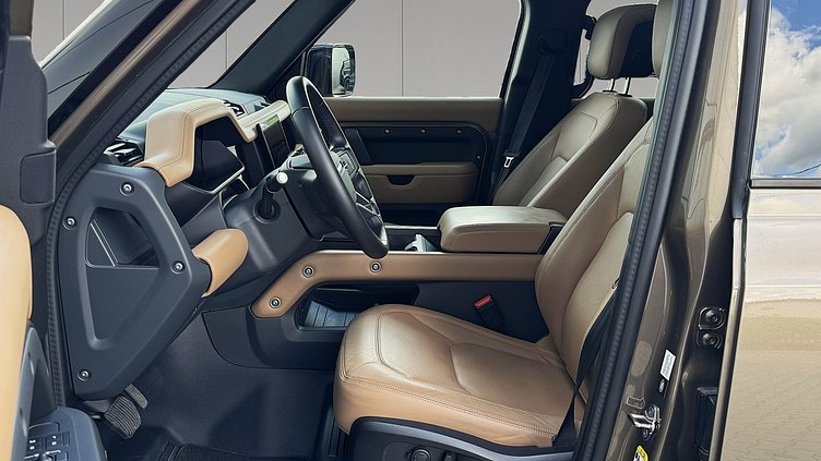 2025 Approved Land Rover Defender 110 Gondwana Stone P425 Benzyna X-Dynamic HSE