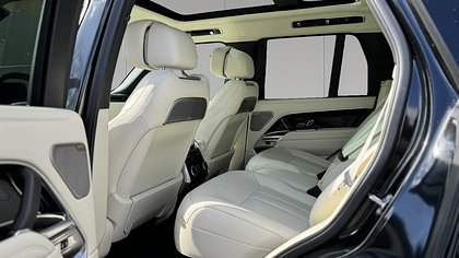 Range Rover 12