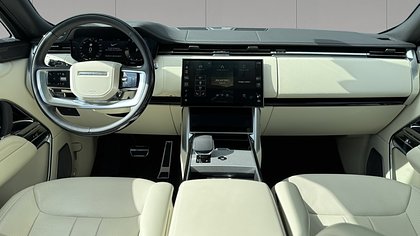 Range Rover 7