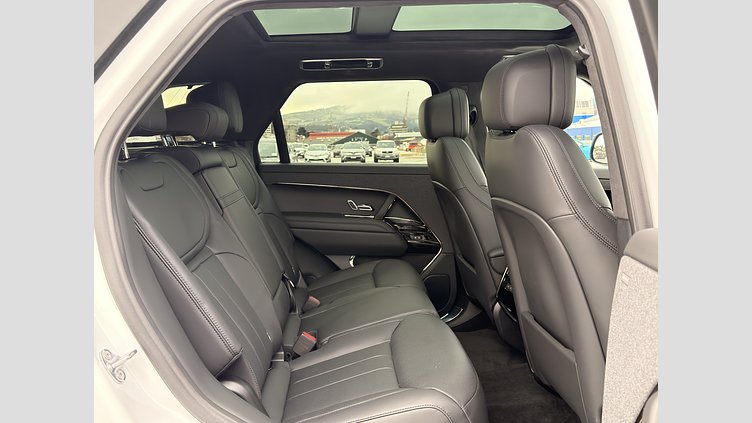 2025 Approved Land Rover Range Rover Sport Ostuni Pearl White D300 Diesel Mild Hybrid Dynamic SE 