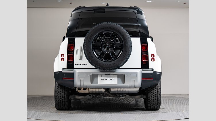 2023 認定中古車 Land Rover Defender 110 フジホワイト D300 AWD（AT） S