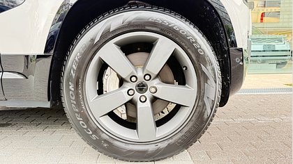 Defender 110 8