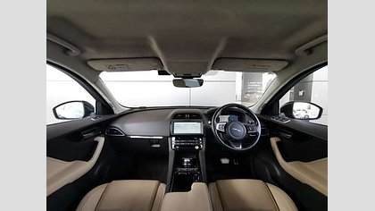 F-Pace 2