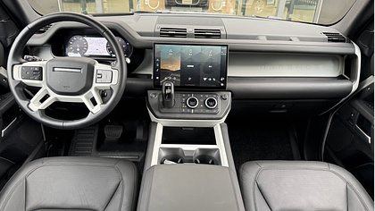 Defender 110 3