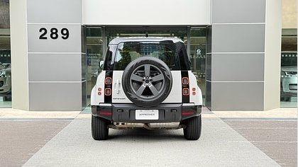 Defender 110 5