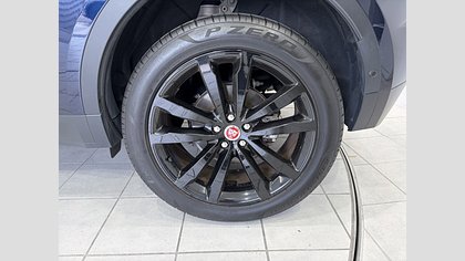 E-Pace 8