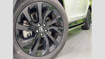 Discovery Sport 9