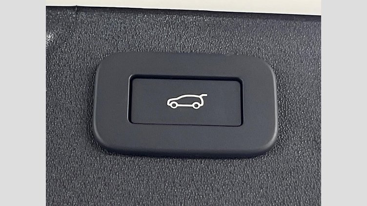 2024 認定中古車 Land Rover Discovery Sport フジホワイト プラグインハイブリッド（ガソリン） 標準ホイール Dynamic HSE