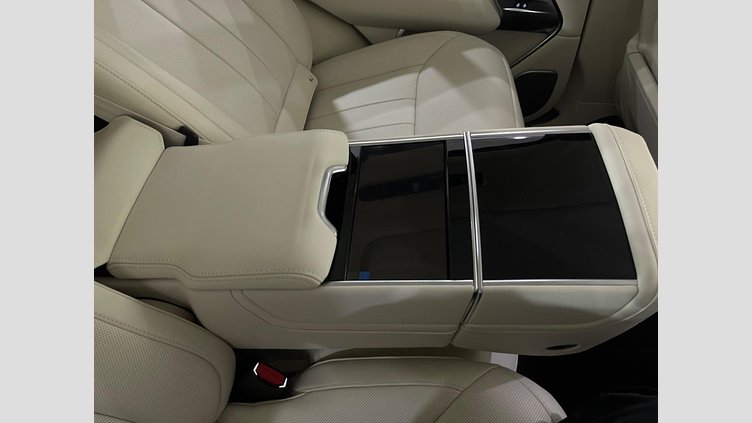 2024 認定中古車 Land Rover Range Rover サントリーニブラック D350 AWD MHEV（AT） スタンダードホイールベース Autobiography