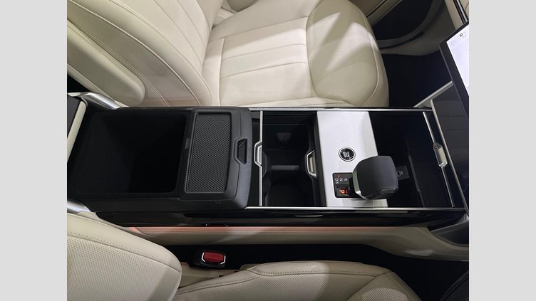 2024 認定中古車 Land Rover Range Rover サントリーニブラック D350 AWD MHEV（AT） スタンダードホイールベース Autobiography