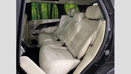 Range Rover 12