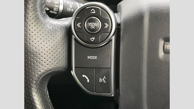 2017 認定中古車 Land Rover Range Rover Sport Fuji White 3.0 V6 Dsl Mono Turbo Std Flow SE