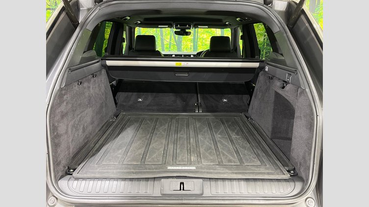 2017 認定中古車 Land Rover Range Rover Sport Fuji White 3.0 V6 Dsl Mono Turbo Std Flow SE