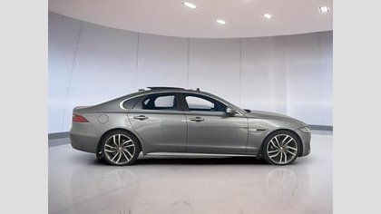 XF 7