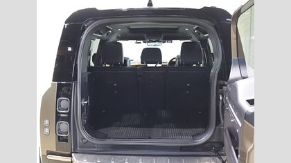 Defender 110 18
