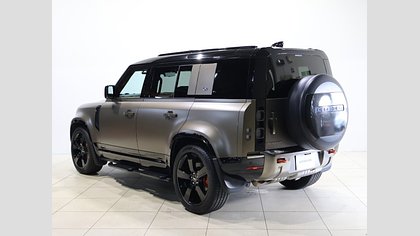 Defender 110 1