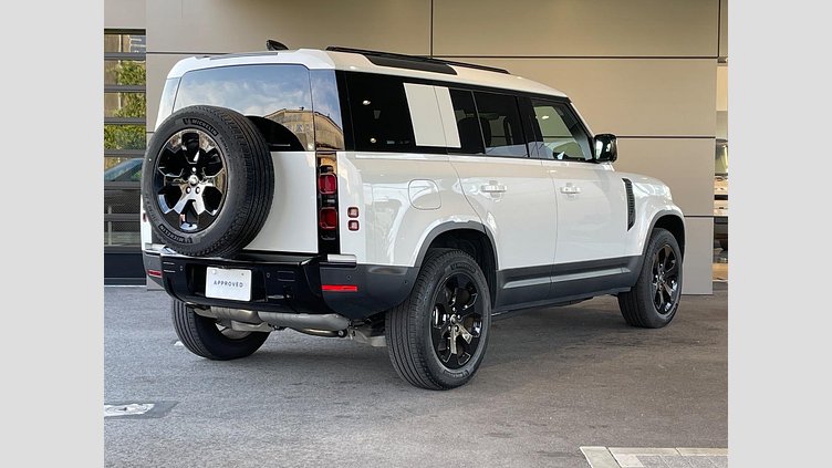 2025 認定中古車 Land Rover Defender 110 フジホワイト D350 ディーゼルマイルドハイブリッド S