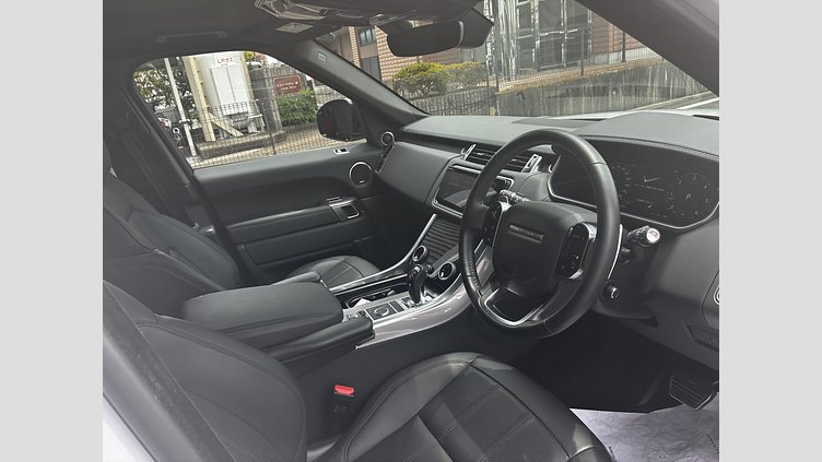 2020 認定中古車 Land Rover Range Rover Sport ユーロンホワイト 3.0リッターTDV6ディーゼル（258 PS） HSE