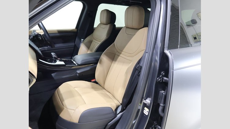 2025 認定中古車 Land Rover Range Rover Sport カルパチアングレイ D300マイルドハイブリッド スタンダードホイールベース Dynamic SE