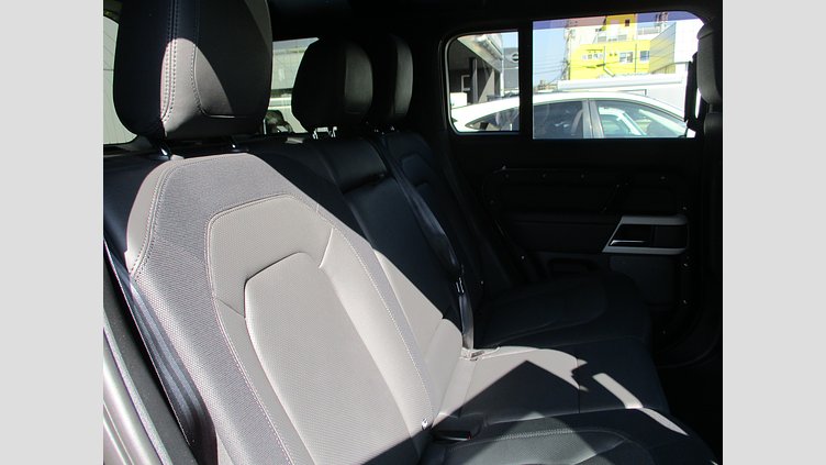 2023 認定中古車 Land Rover Defender 110 サントリーニブラック D300 AWD（AT） X-DYNAMIC HSE