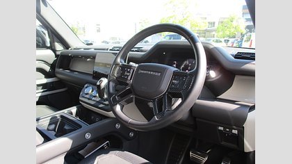 Defender 110 24