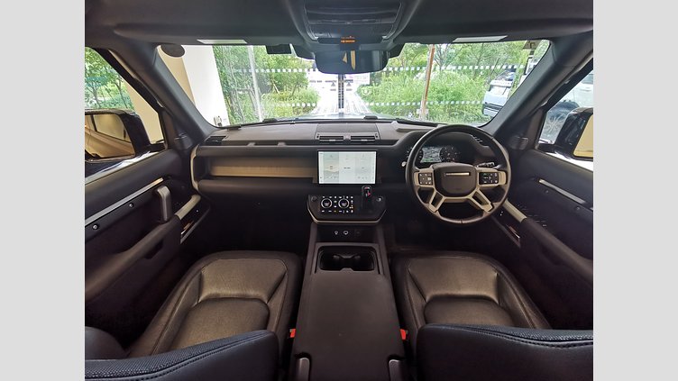 2023 認定中古車 Land Rover Defender 110 Santorini Black D300 AWD（AT） X-DYNAMIC SE
