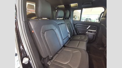 Defender 110 4