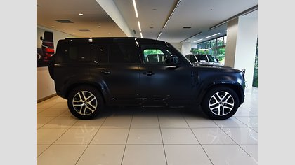 Defender 110 12