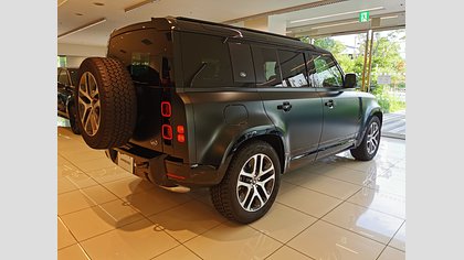 Defender 110 13
