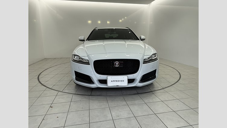 2018 認定中古車 Jaguar XF Yulong White 2.0PET スポーツブレイク　P250