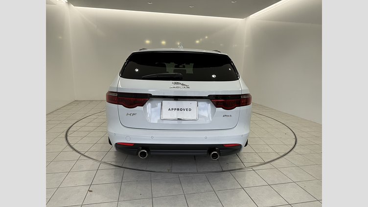 2018 認定中古車 Jaguar XF Yulong White 2.0PET スポーツブレイク　P250