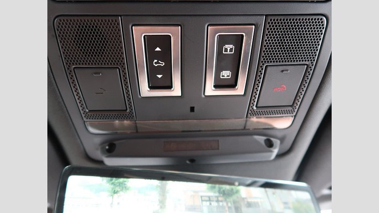 2023 認定中古車 Land Rover Defender 110 Carpathian Grey 3.0 litre i6D​ ダイナミックＨＳＥ Ｄ３００ エアサスペンション装着車