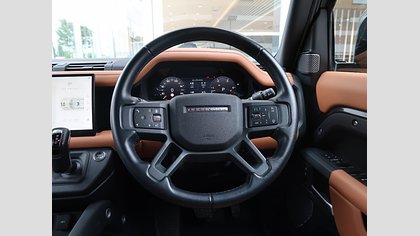 Defender 110 9
