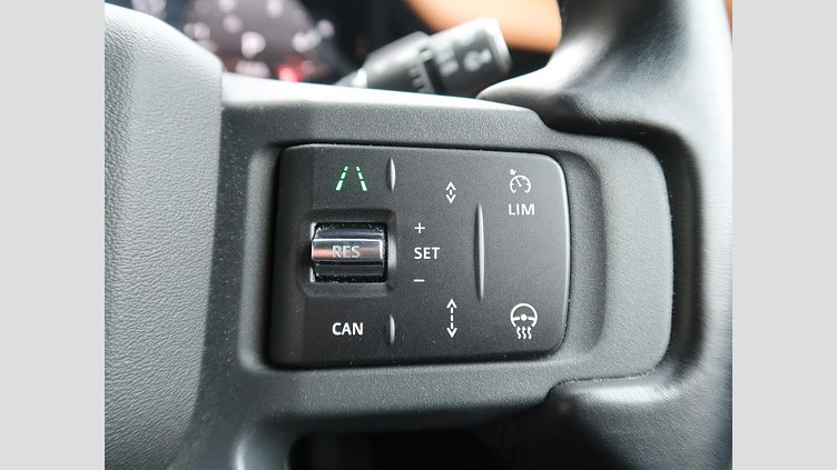 2023 認定中古車 Land Rover Defender 110 Carpathian Grey 3.0 litre i6D​ ダイナミックＨＳＥ Ｄ３００ エアサスペンション装着車