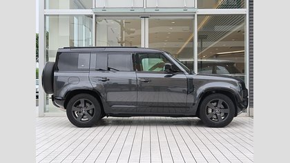 Defender 110 6