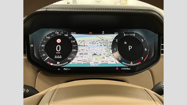 2023 認定中古車 Land Rover Range Rover Icy White in Gloss finish P530 AWD（AT） スタンダードホイールベース AUTOBIOGRAPHY