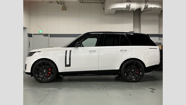 2023 認定中古車 Land Rover Range Rover Icy White in Gloss finish P530 AWD（AT） スタンダードホイールベース AUTOBIOGRAPHY