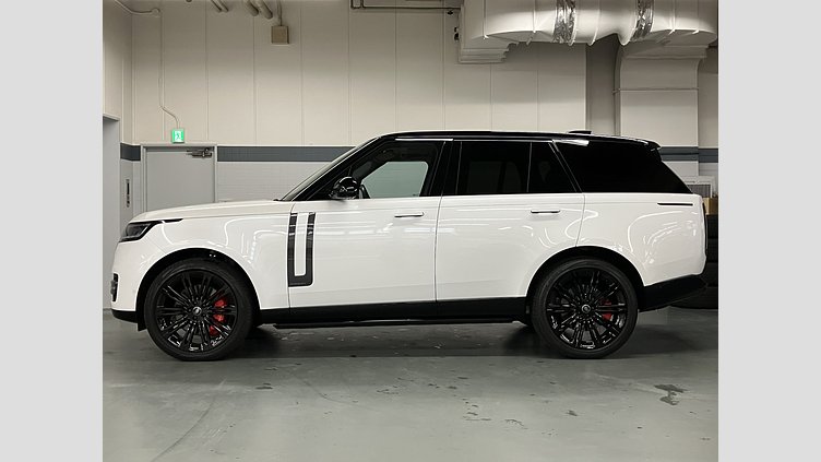 2023 認定中古車 Land Rover Range Rover Icy White in Gloss finish P530 AWD（AT） スタンダードホイールベース AUTOBIOGRAPHY