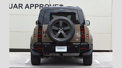 Defender 110 6