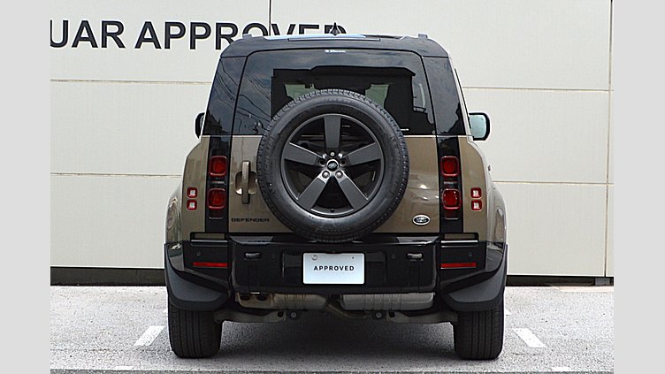 2023 認定中古車 Land Rover Defender 110 Gondwana Stone 3.0 litre i6D​ X-DYNAMIC HSE 5人